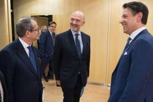 CENA TRA IL PREMIER CONTE JUNCKER IL MINISTRO TRIA DOMBROVSKIS E MOSCOVICI