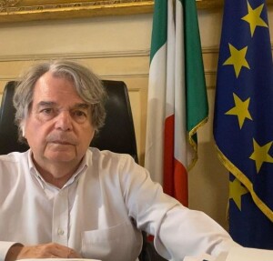 foto-brunetta-tricolore