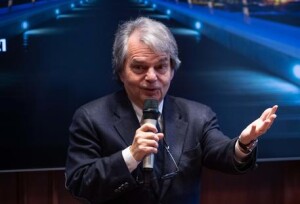 Brunetta, per Italia momento magico, non vanificarlo